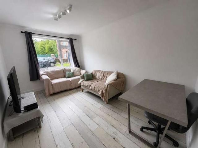 Flat for rent in Georgia, Greater Manchester
