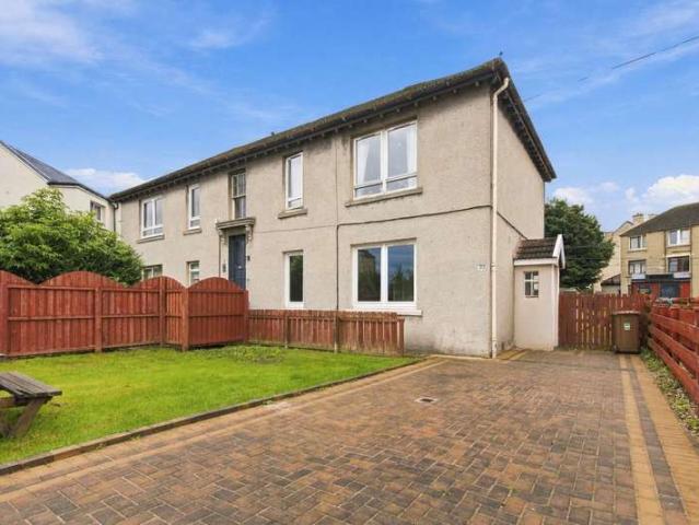 Flat for sale in Leith, Scotland