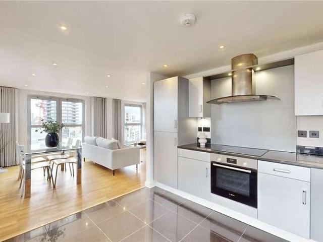 Flat for sale in Hoxton, De Beauvoir Town