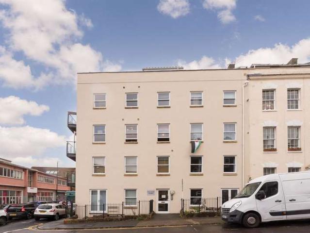 Flat for sale in Stokes Croft, Bristol