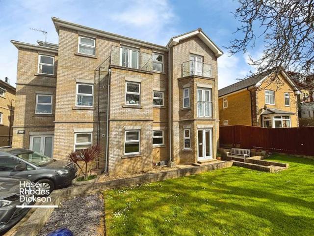 Flat for sale in Shanklin, Isle Of Wight