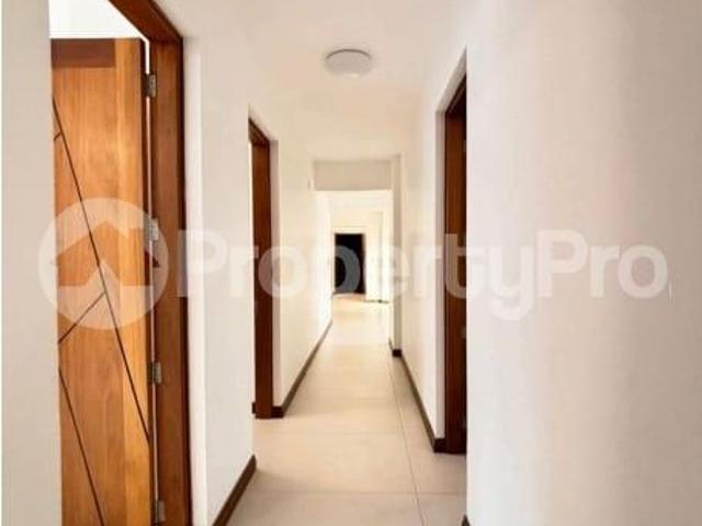 Apartment for sale in Mombasa Road, Mombasa
