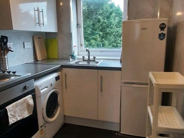 Apartment for rent in Oakbank, Firhill