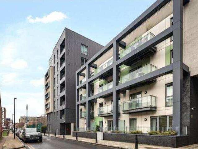 House for rent in Lyons, Greater London