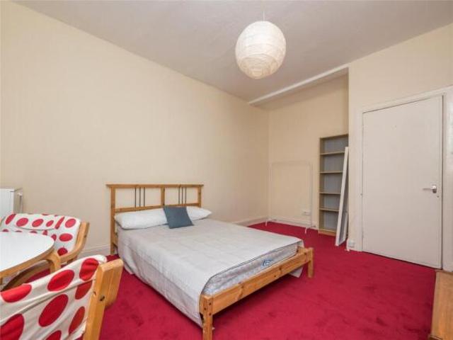 Flat for rent in Canongate, Old Town