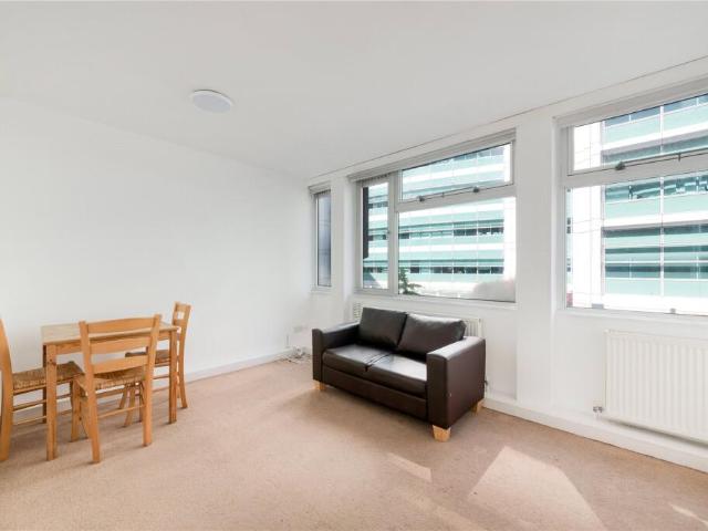 Flat for rent in Camden Town
