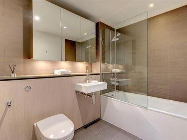 Flat for rent in Cat Hill