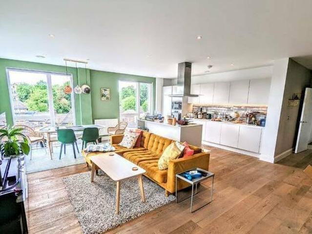 House for rent in Lyons, Greater London