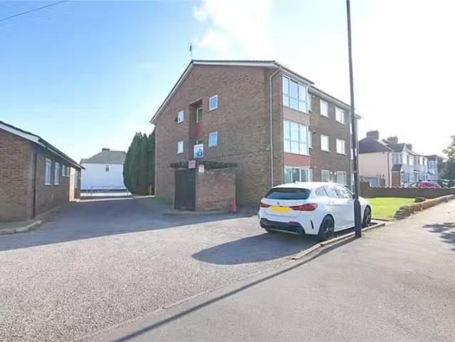 House for rent in Ponders End, Greater London