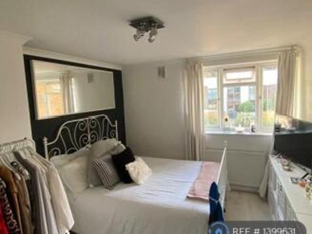 Flat for rent in Cat Hill