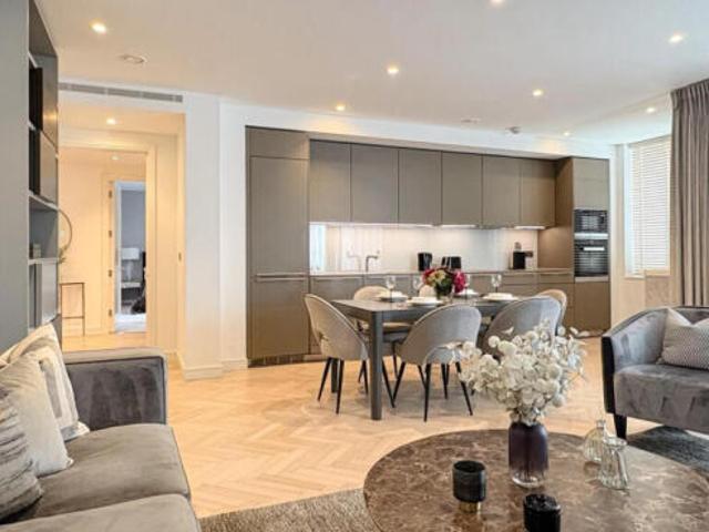 Flat for rent in Cat Hill, England
