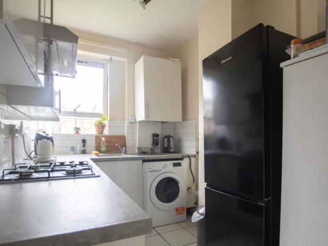 Flat for rent in Cat Hill