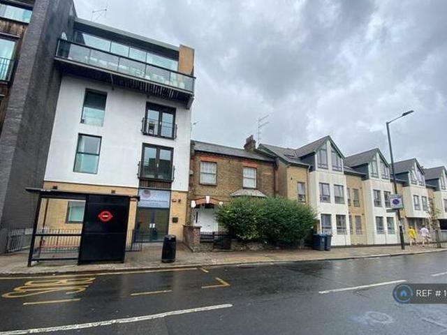 House for rent in Lyons, Greater London
