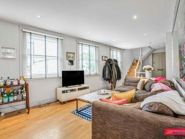 Flat for rent in Cat Hill
