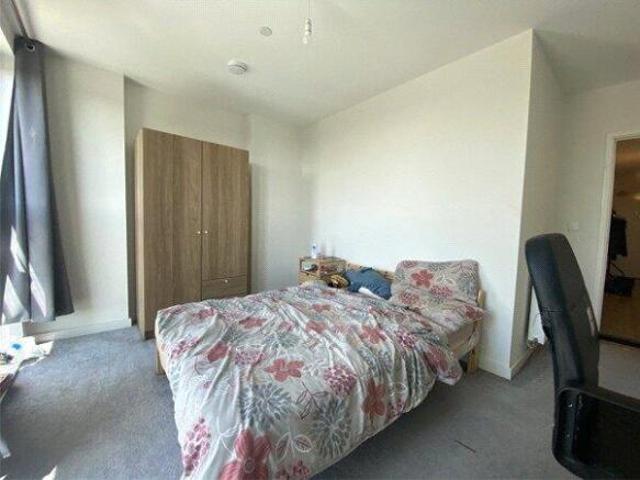 Flat for rent in Cat Hill