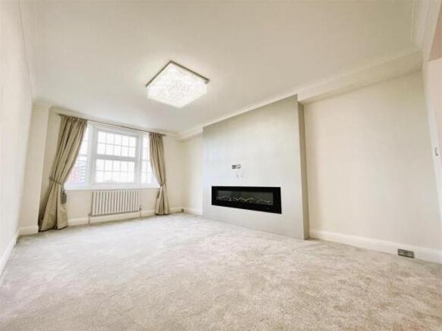 Flat for rent in Dulcote, Bath And North East Somerset