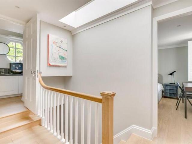 Flat for rent in Cat Hill