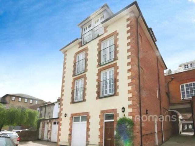Flat for rent in Hampshire