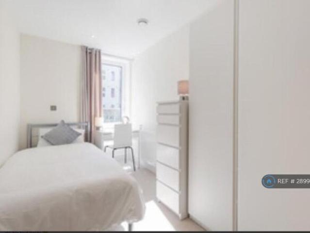 Flat for rent in Cat Hill