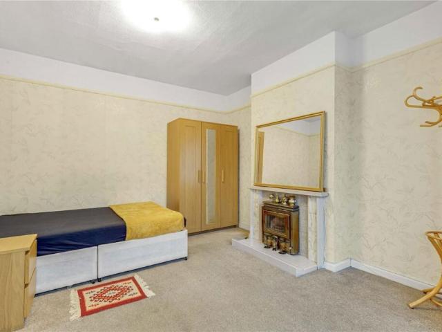 Flat for rent in Tooting Graveney, Isle Of Man