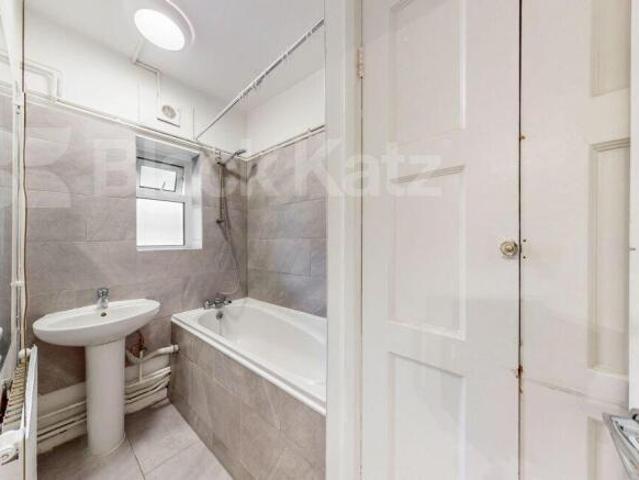 Flat for rent in Ashill, Somerset
