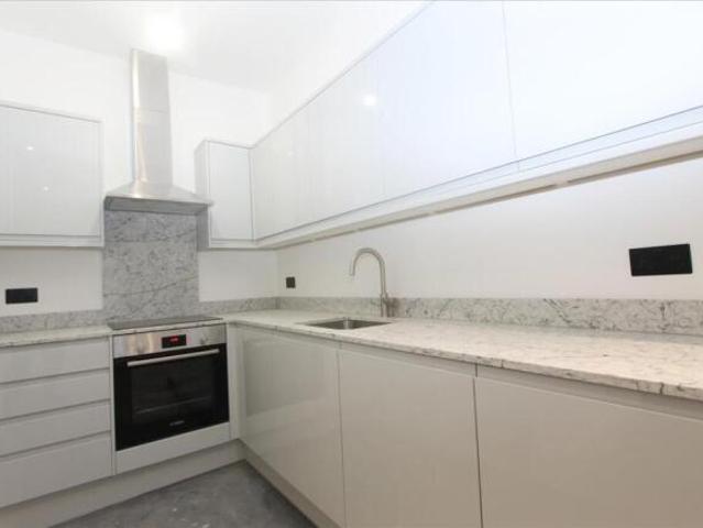 Flat for rent in Cat Hill