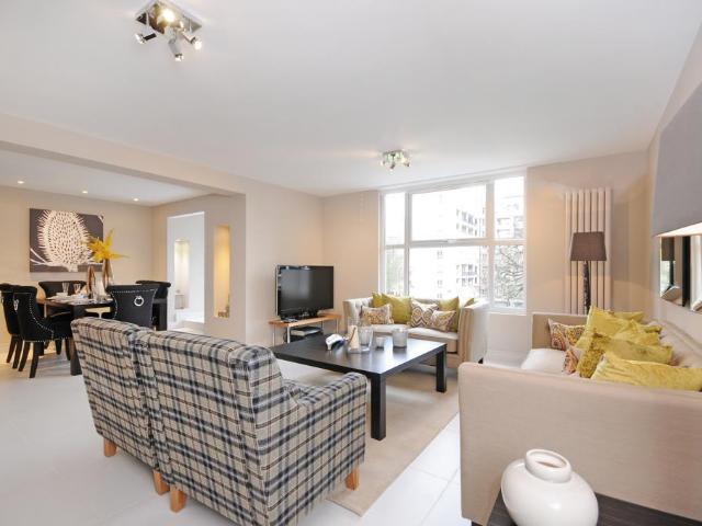 Flat for rent in St John's Wood, City Of Westminster