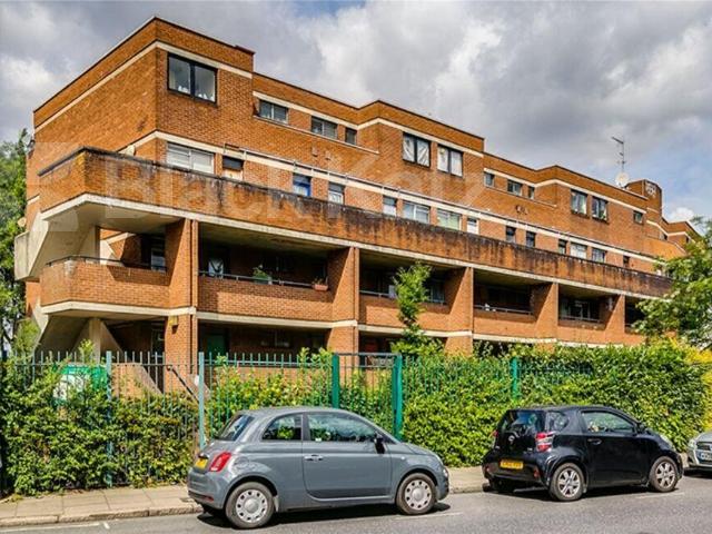 Flat for rent in Camden Town, Greater London