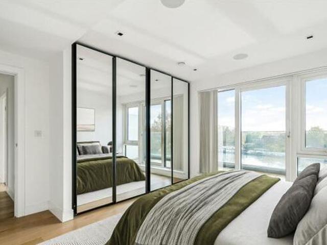 House for sale in Brentford, Greater London