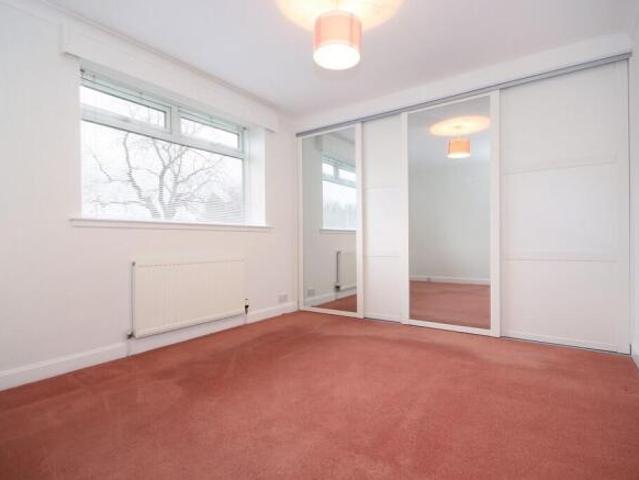 Flat for rent in East Renfrewshire, Alba / Scotland