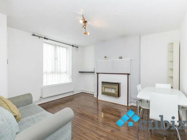 Flat for rent in Cat Hill