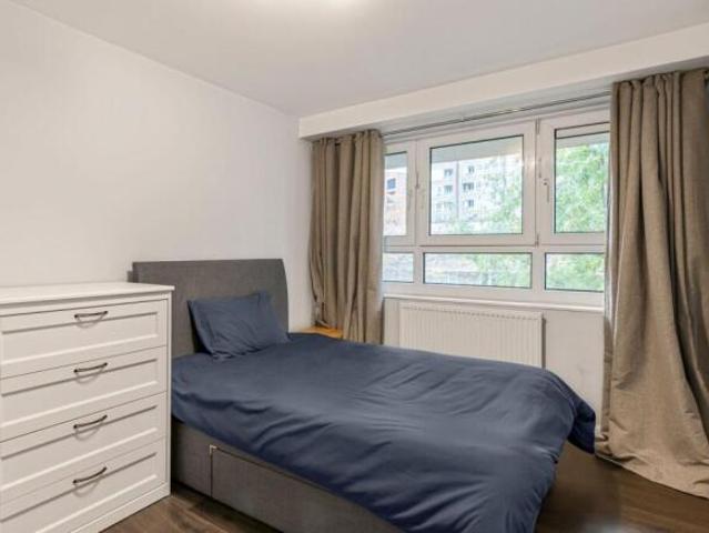 Flat for rent in Cat Hill