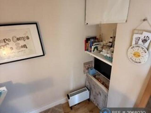 Flat for rent in Cat Hill