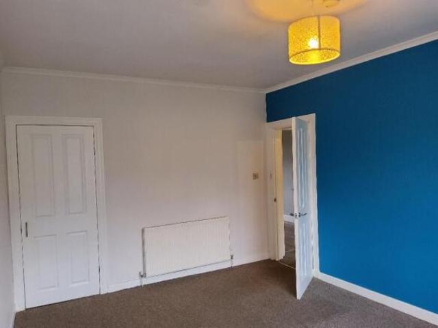 Flat for rent in Croftfoot, Glasgow