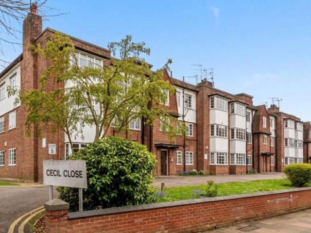 Flat for rent in Greater London