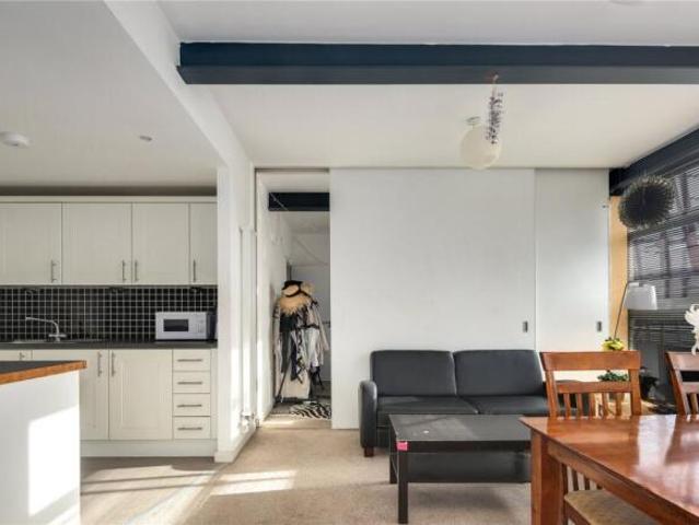 Flat for rent in Cat Hill