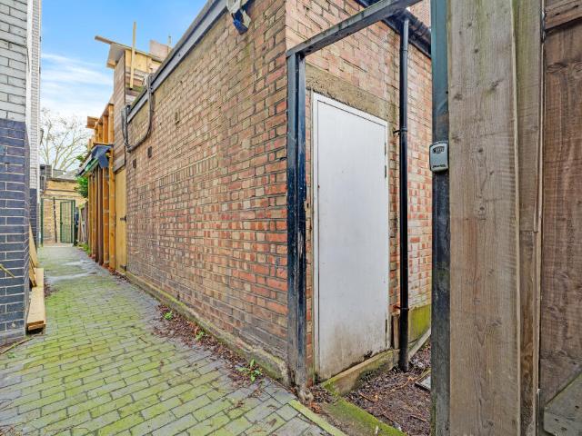 Flat for rent in Chiswick, Greater London