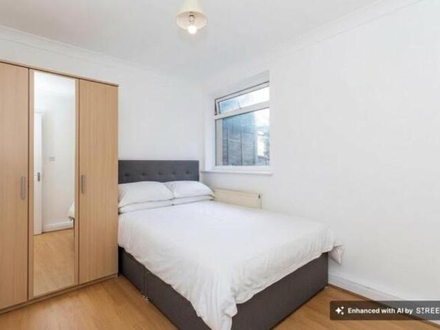 Flat for rent in Cat Hill