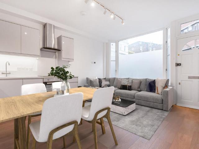 Flat for rent in Cat Hill, Isle Of Man