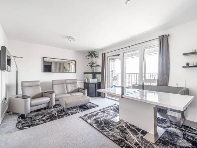 Flat for rent in Cricklewood, Brent