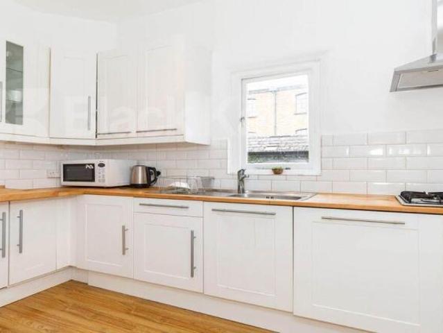 Flat for rent in Camden Town, Greater London