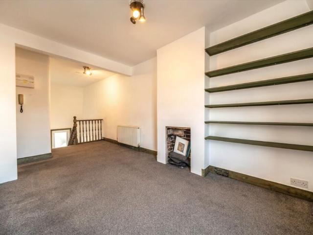 Flat for rent in Colney Hatch, Isle Of Man