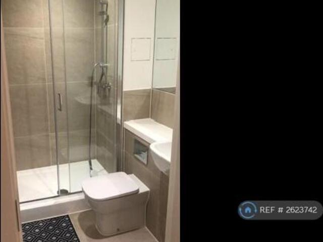 Flat for rent in Cat Hill