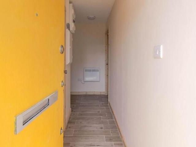 Flat for rent in Cat Hill
