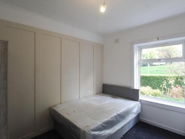 Flat for rent in Croftfoot, Glasgow