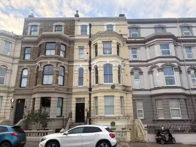 House for rent in Cliftonville West, Acol