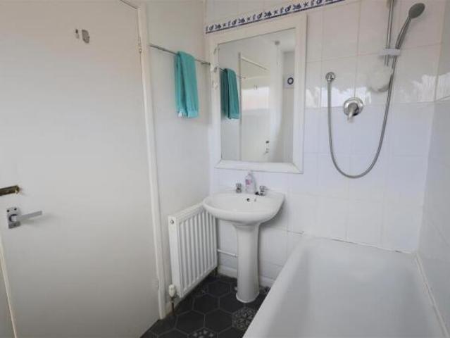 Flat for rent in Gosforth, Tyne And Wear
