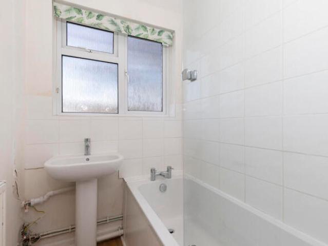 Flat for rent in Golden Valley, Gloucestershire
