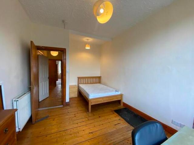 Flat for rent in Dalry, Scotland