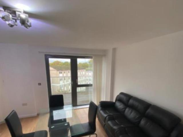 Flat for rent in Cat Hill